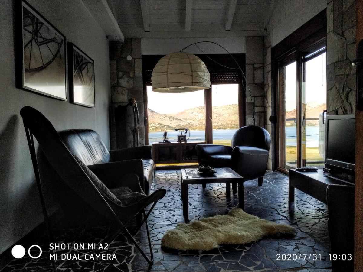 Holiday Home Haustor With Skadar Lake View Podgorica Extérieur photo
