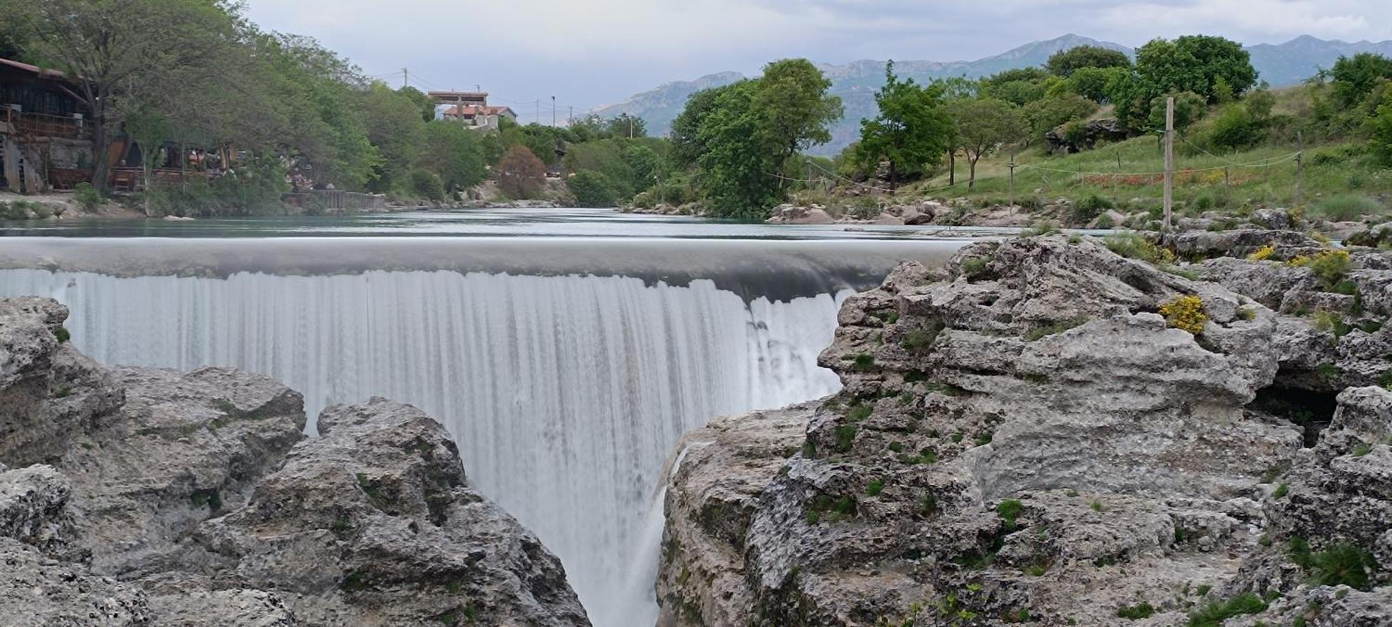 Holiday Home Haustor With Skadar Lake View Podgorica Extérieur photo